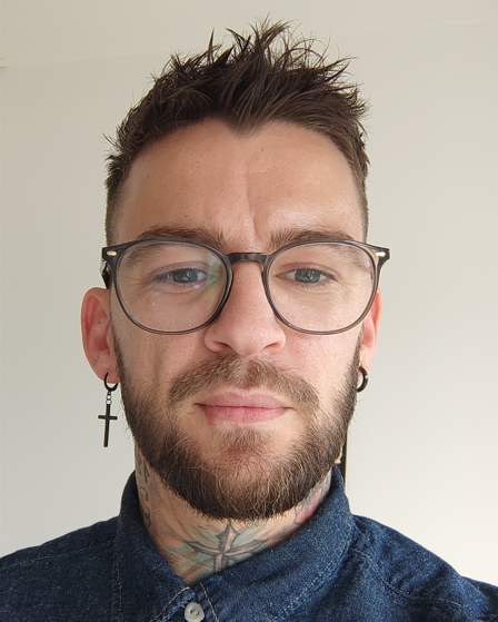 Headshot of Sean